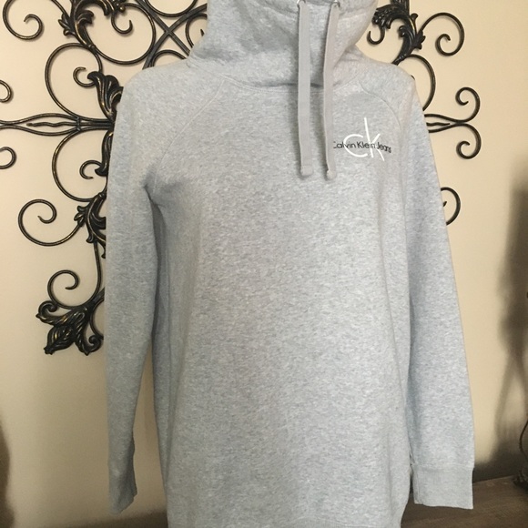Calvin Klein Tops - Calvin Klein Sweatshirt